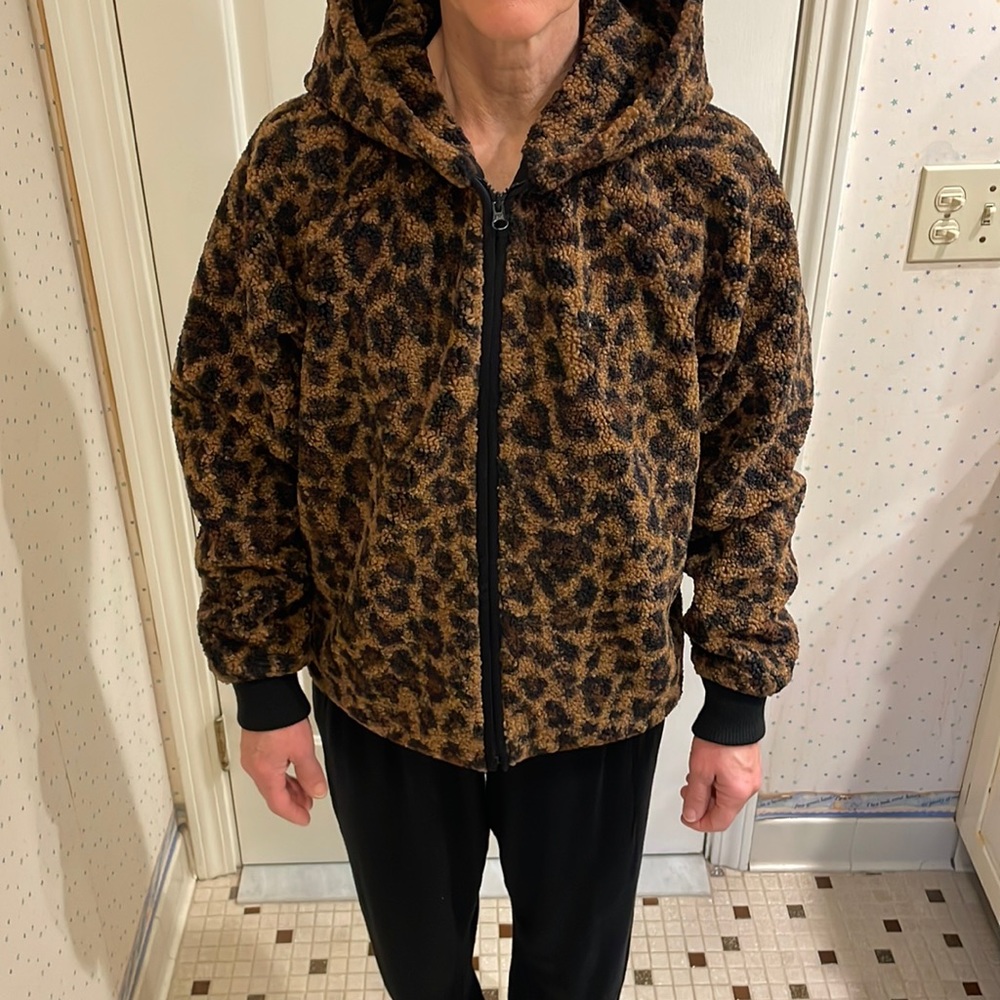 BNWOT Cheetah Sherpa Lou & Grey Jacket